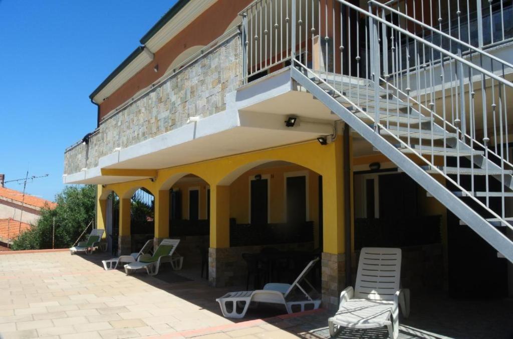 Gli Appartamenti Sul Mare Valledoria  Luaran gambar